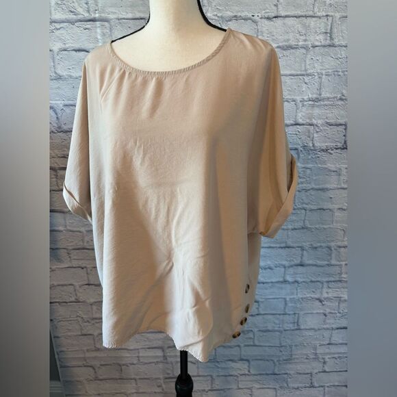 SHEIN Curve 3XL Light Beige Blouse - Picture 2 of 5